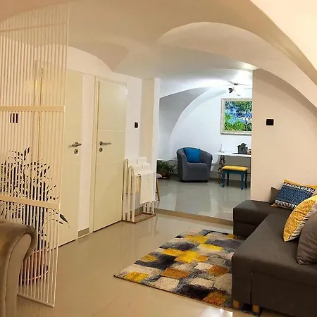Апартаменти La Boheme Studio